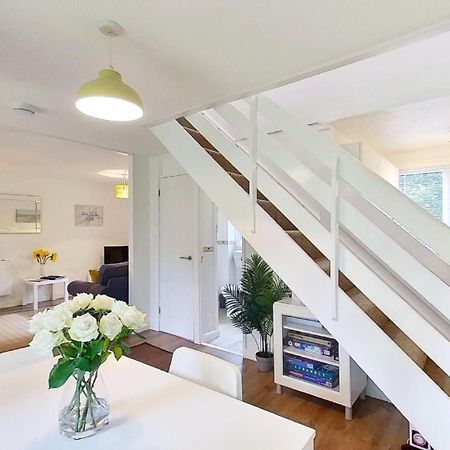 הוילה היילה 45 Trevithick Court, Tolroy Manor מראה חיצוני תמונה